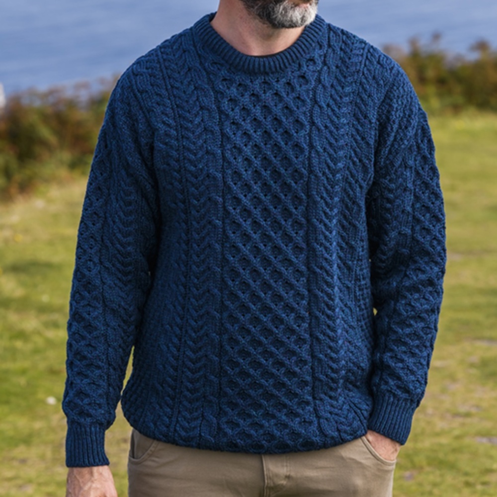 ARAN - Men's Merino Wool Long Sleeve Blue Cable Honeycomb Crew Sweater - Large